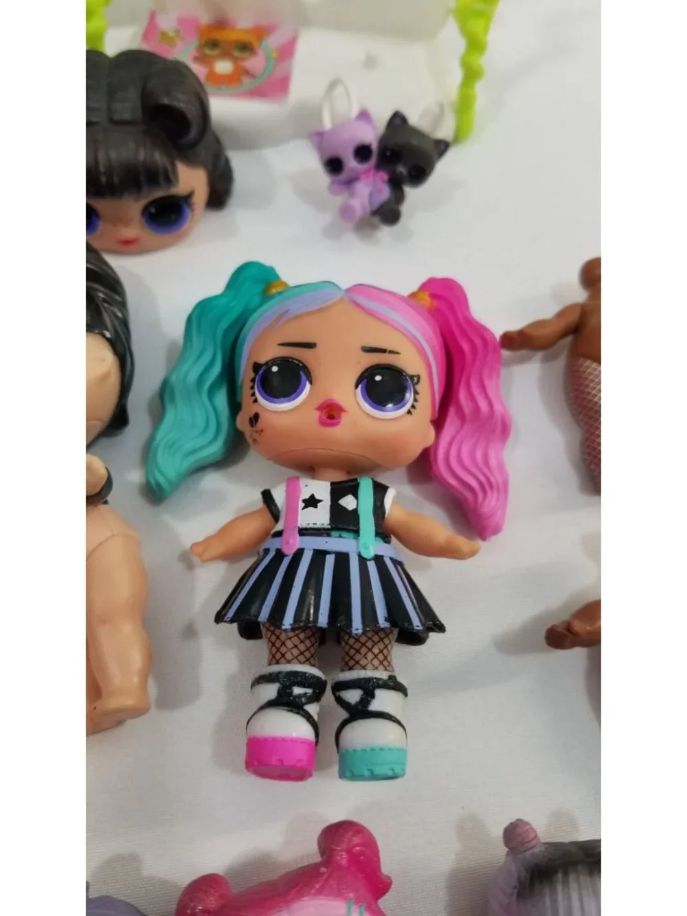 LOL Surprise Dolls & Accessories Lot of 50+ pieces Outfits Shoes Bags skateboard